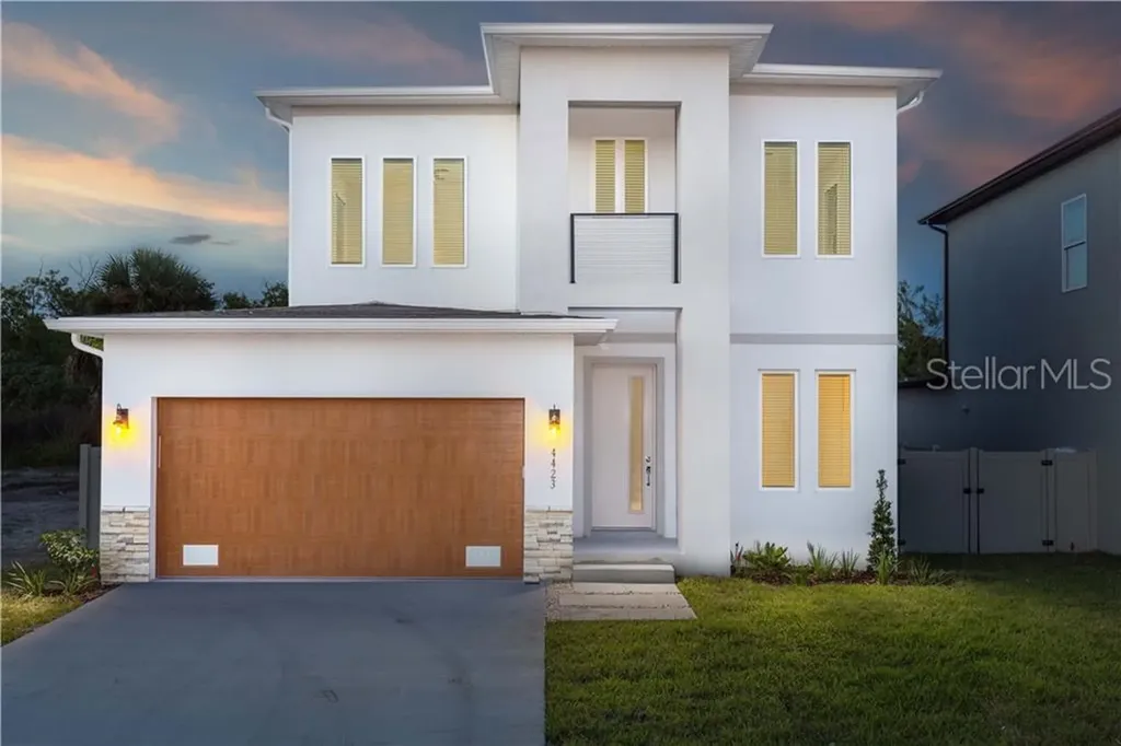 4427 W Richardson Avenue Tampa FL 33616
