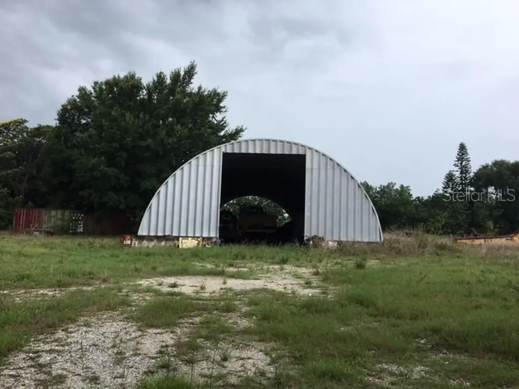 820 Pine Road Auburndale FL 33823