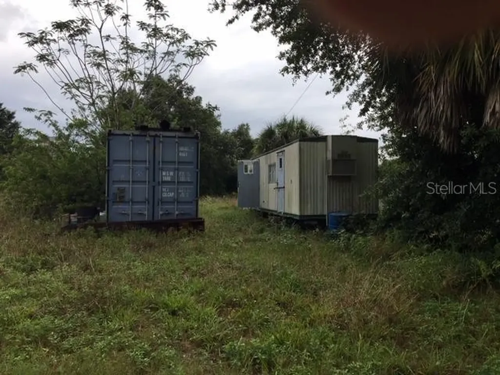 820 Pine Road Auburndale FL 33823