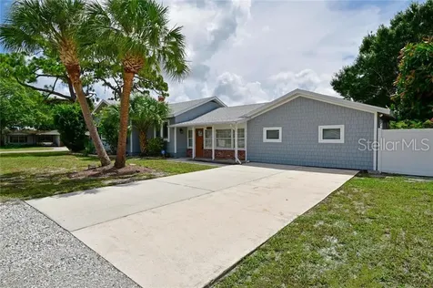 1108 66th Avenue W Bradenton FL 34207