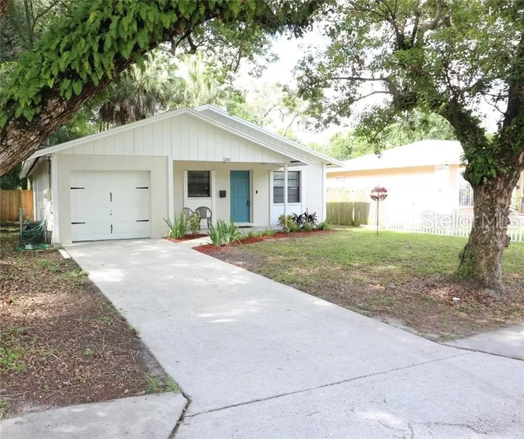 1305 E Ellicott Street Tampa FL 33603
