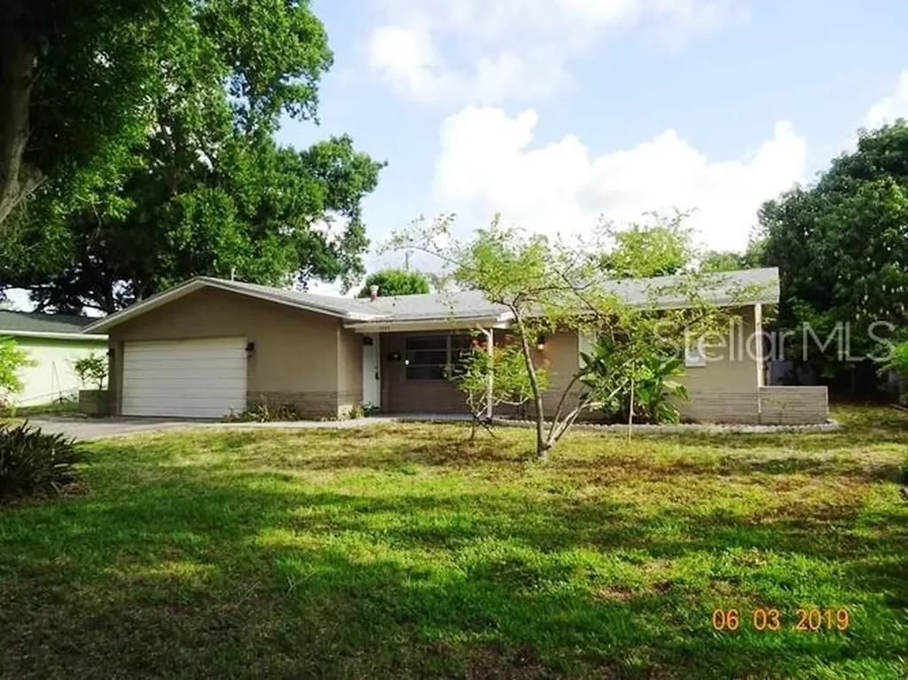 1747 63rd Terrace S St Petersburg FL 33712