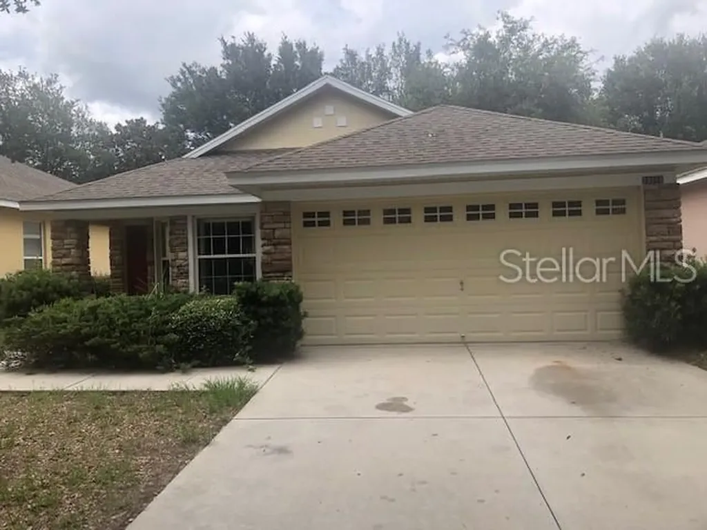 33418 Irongate Drive Leesburg FL 34788