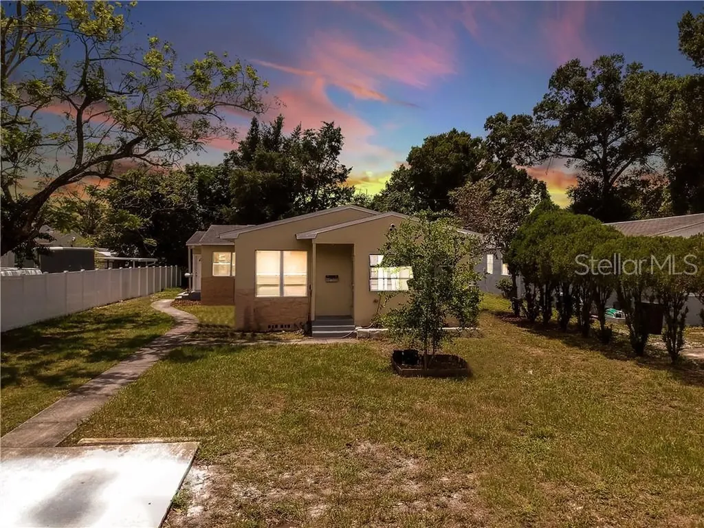 2134 25th Avenue N St Petersburg FL 33713