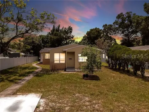 2134 25th Avenue N St Petersburg FL 33713