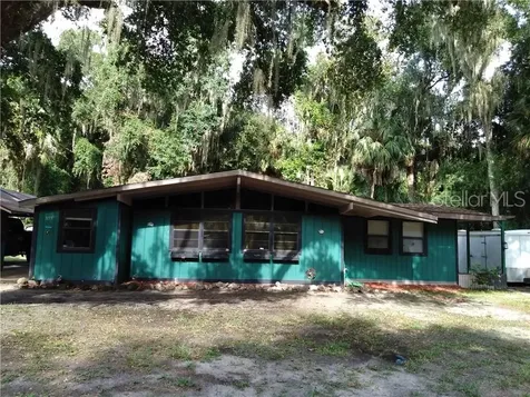 3155 Cr 419 Lake Panasoffkee FL 33538