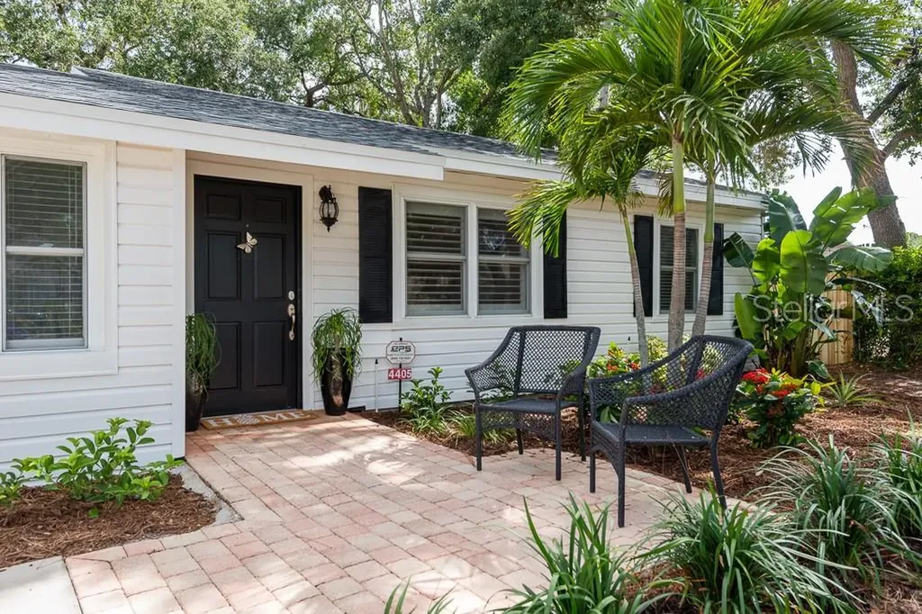 4405 W Kensington Avenue Tampa FL 33629