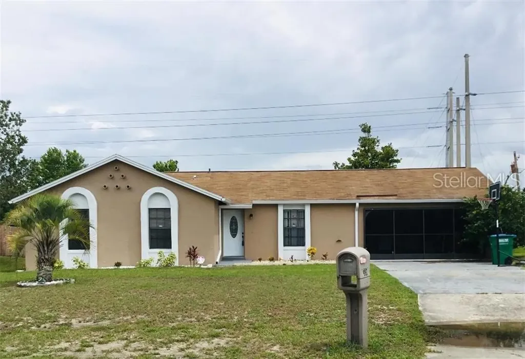 987 Trumbull Street Deltona FL 32725