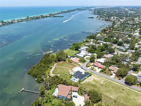 1461 Bayshore Road Nokomis FL 34275