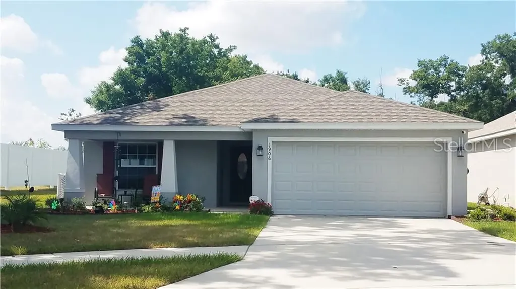 1906 Danes Court Lakeland FL 33810