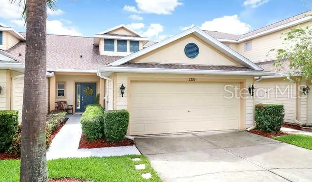 8929 Iron Oak Avenue Tampa FL 33647