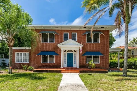 1115 Herndon Street Leesburg FL 34748