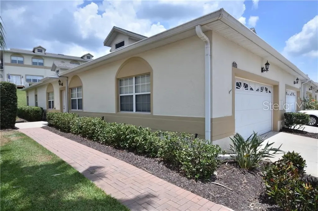 13328 Fountainbleau Drive Clermont FL 34711