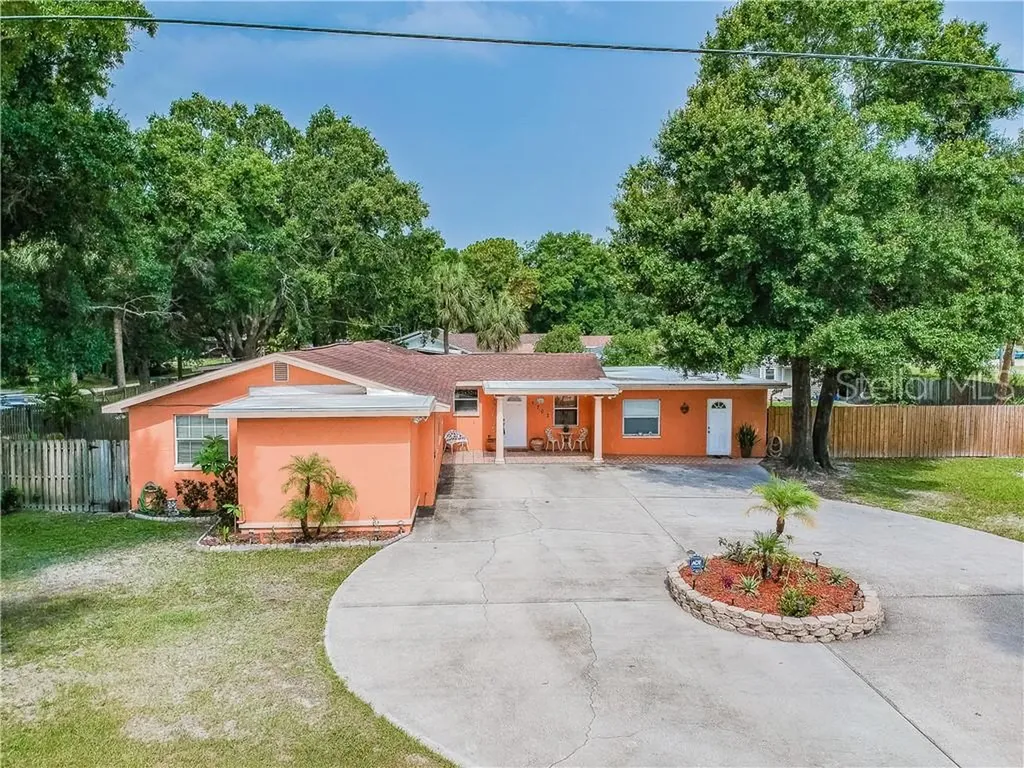 5702 N Church Avenue Tampa FL 33614