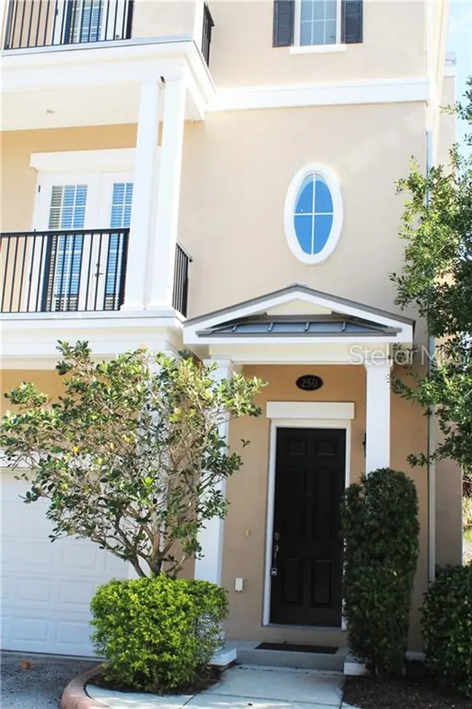 250 Newbury Place N St Petersburg FL 33716