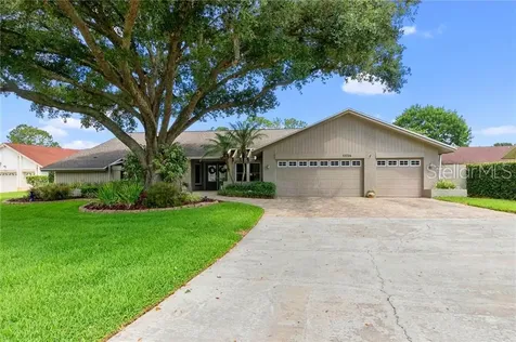 13736 Chestersall Drive Tampa FL 33624