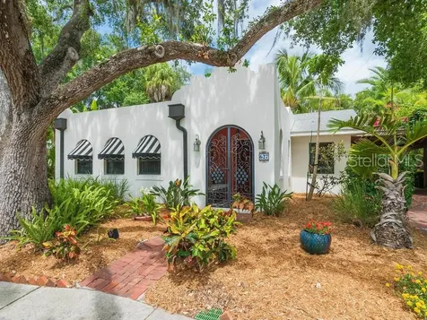 627 Madison Court Sarasota FL 34236