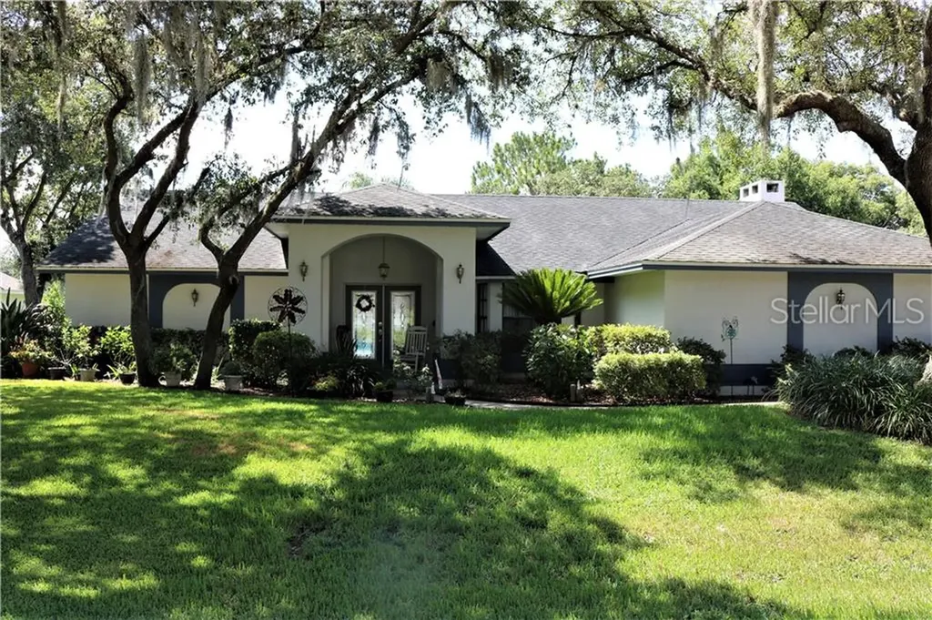 1605 Lady Bowers Trail Lakeland FL 33809