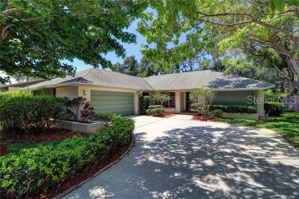 5153 Lake Valencia Boulevard E Palm Harbor FL 34684