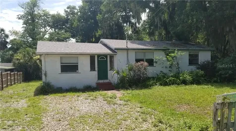 635 N Salisbury Avenue Deland FL 32720
