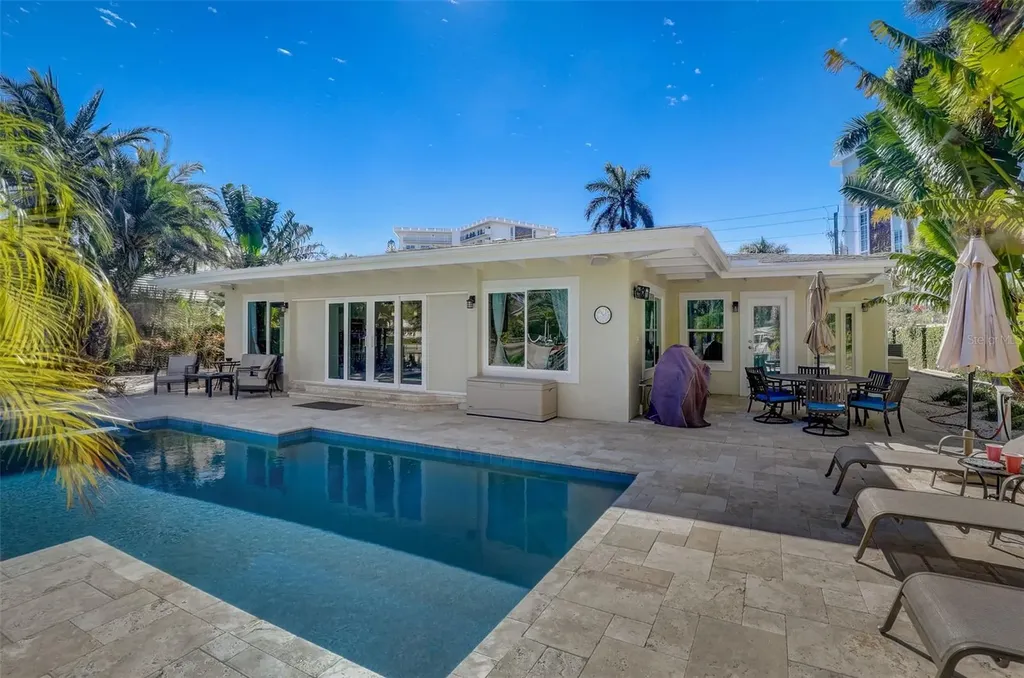 39 S Polk Drive Sarasota FL 34236