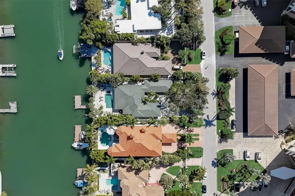 39 S Polk Drive Sarasota FL 34236