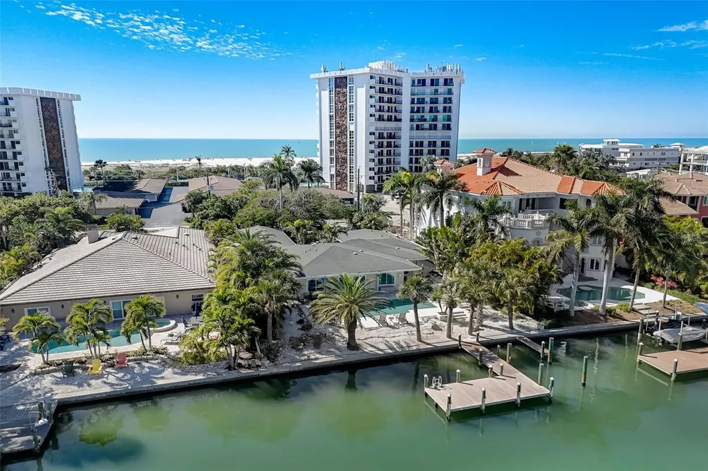 39 S Polk Drive Sarasota FL 34236