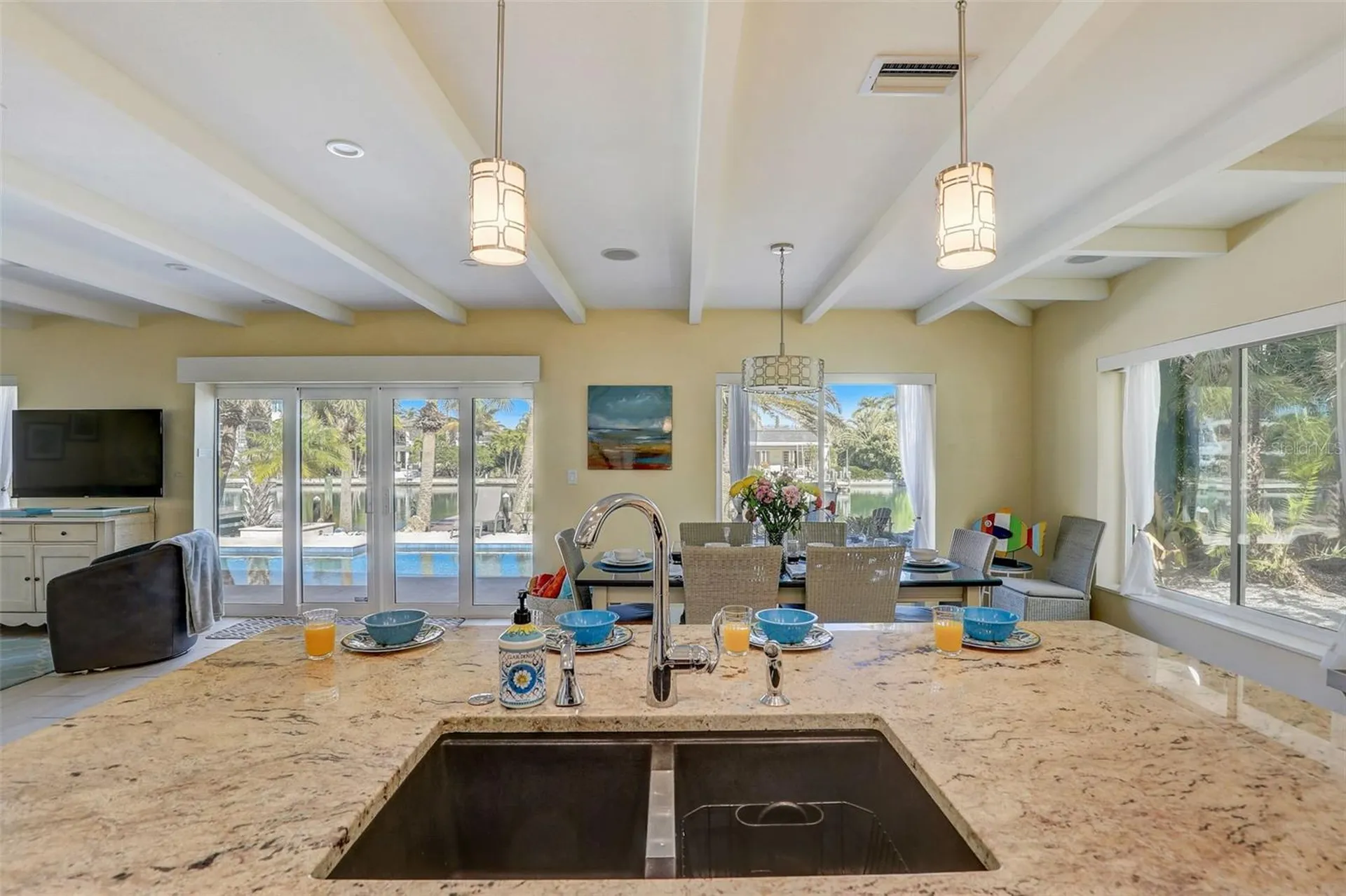 39 S Polk Drive Sarasota FL 34236