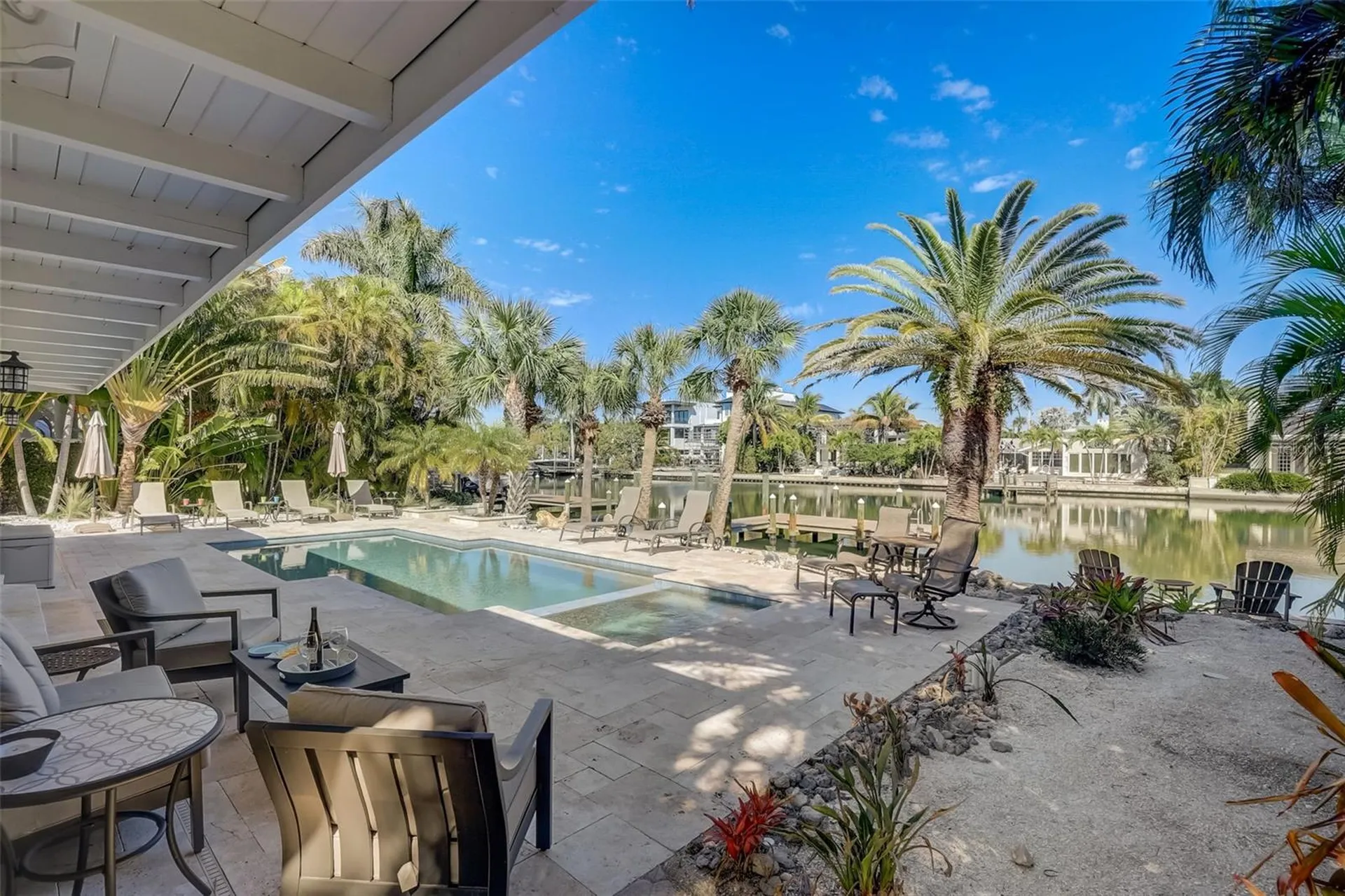 39 S Polk Drive Sarasota FL 34236