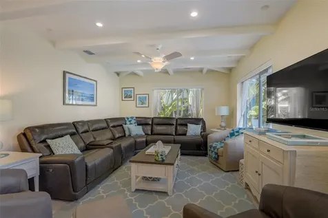 39 S Polk Drive Sarasota FL 34236