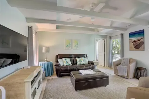 39 S Polk Drive Sarasota FL 34236