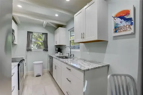39 S Polk Drive Sarasota FL 34236
