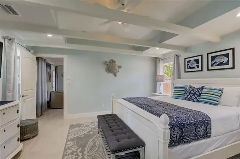 39 S Polk Drive Sarasota FL 34236