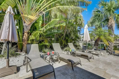 39 S Polk Drive Sarasota FL 34236