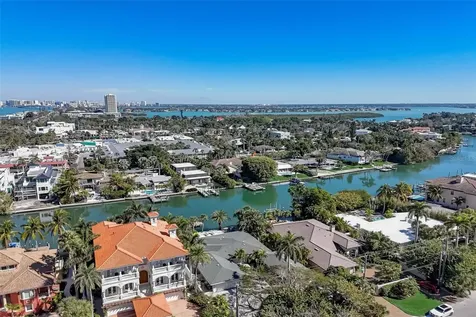39 S Polk Drive Sarasota FL 34236