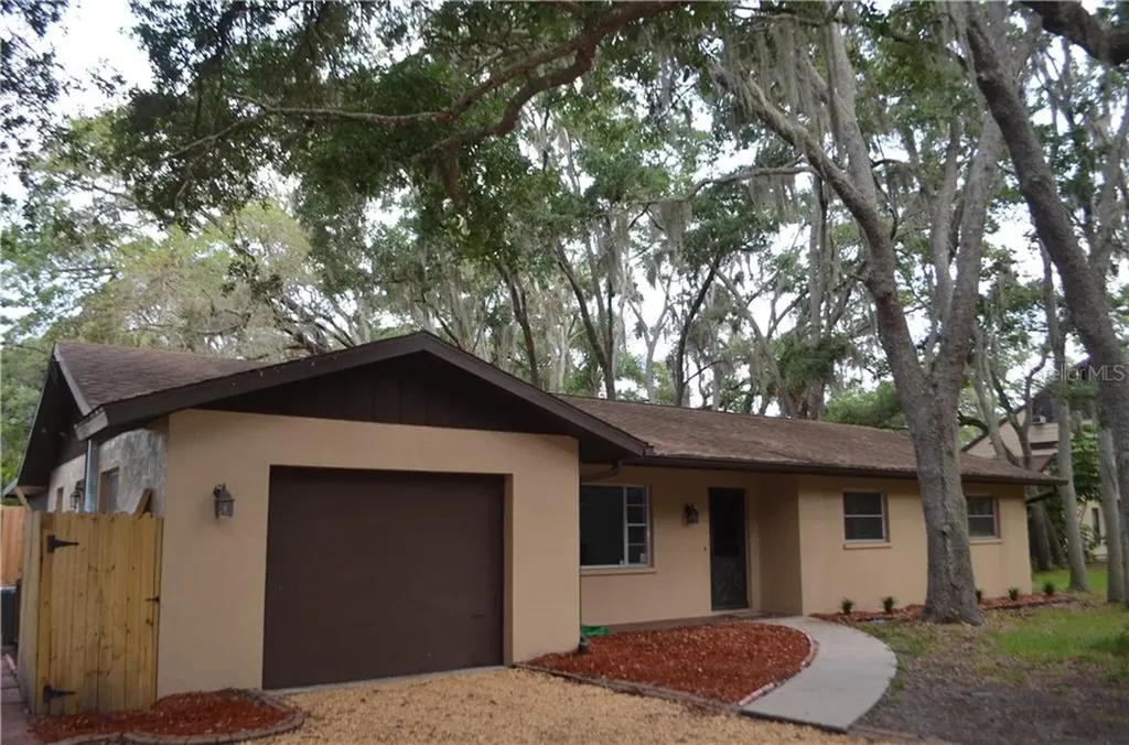 2050 Robinson Avenue Sarasota FL 34232