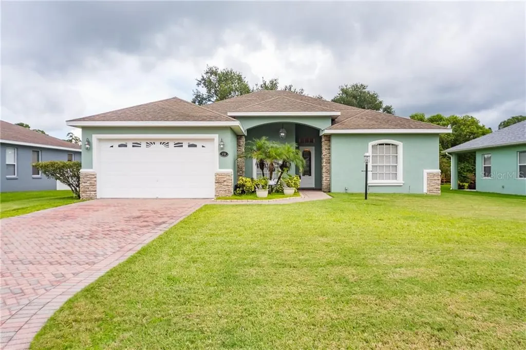 1751 Oakwood Estates Drive Plant City FL 33563