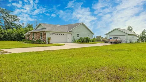 40420 W 1st Avenue Umatilla FL 32784