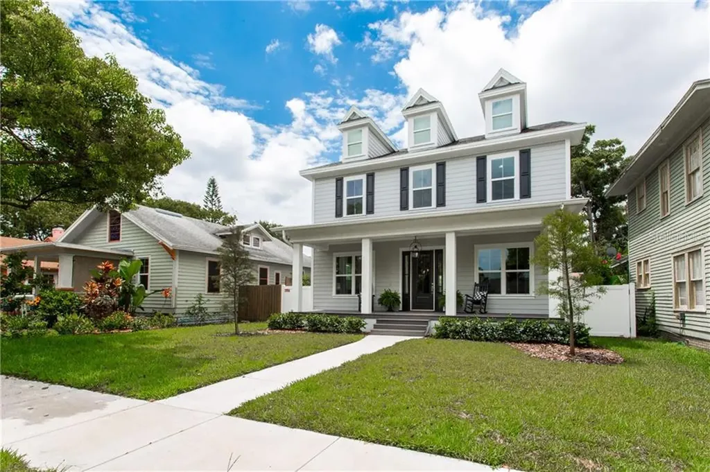 1120 16th Avenue N St Petersburg FL 33704