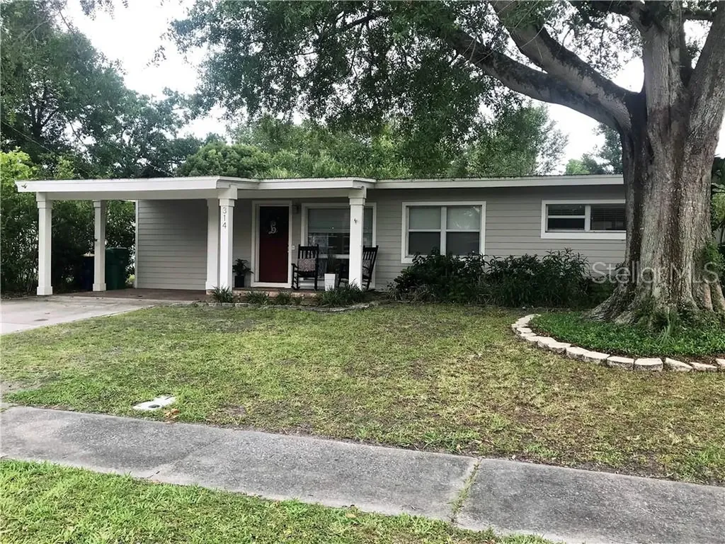 314 Apopka Street Winter Garden FL 34787