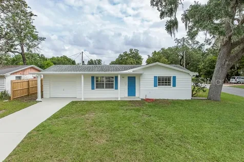 3627 Annona Court Holiday FL 34691