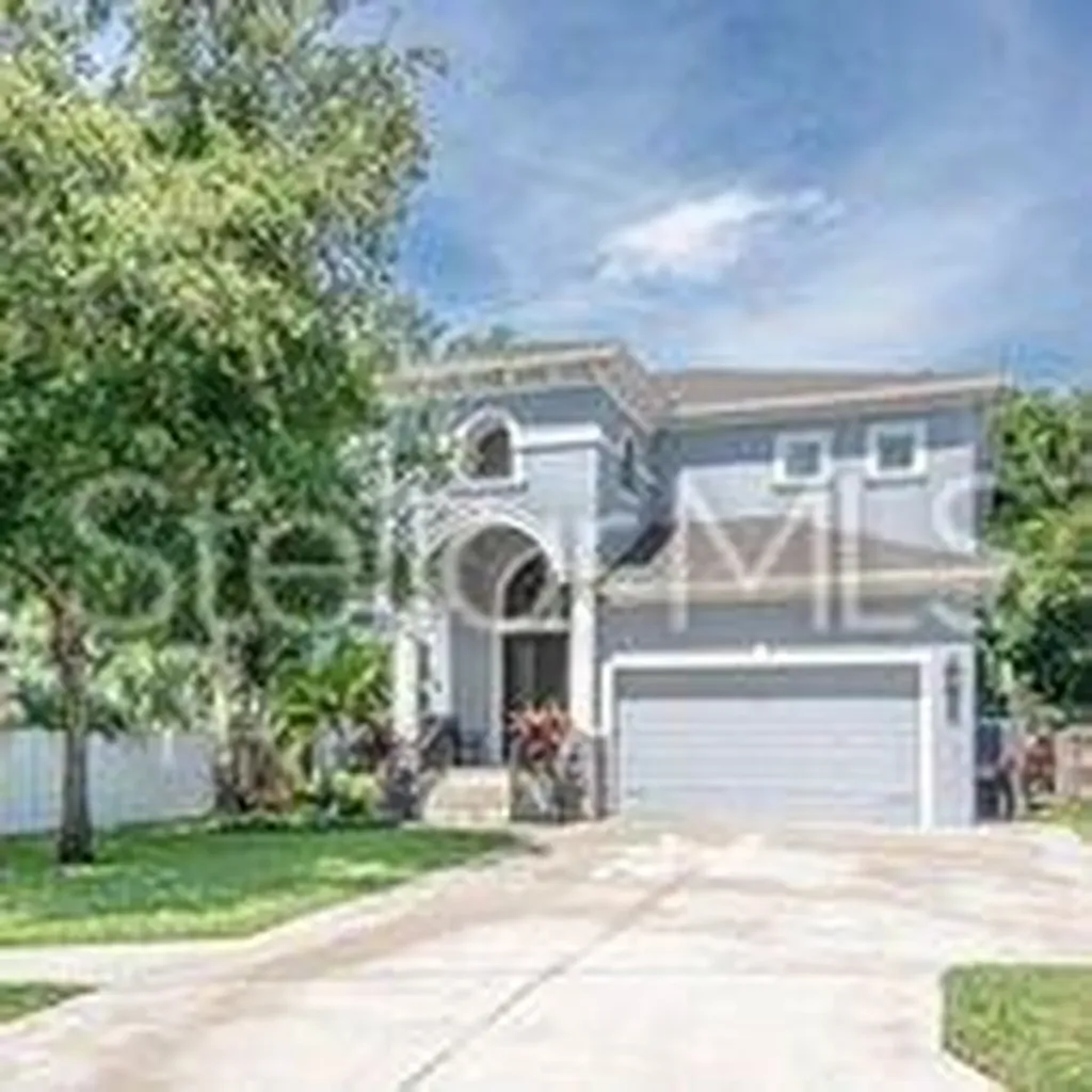 3617 W Renellie Circle Tampa FL 33629
