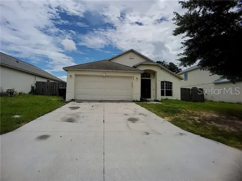 326 Lake Charles Drive Davenport FL 33837