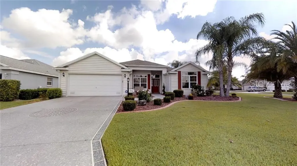 1748 Moncks Corner The Villages FL 32162