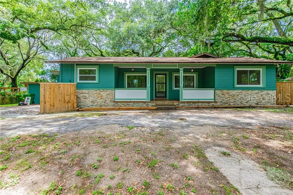 8516 N 29th Street Tampa FL 33604