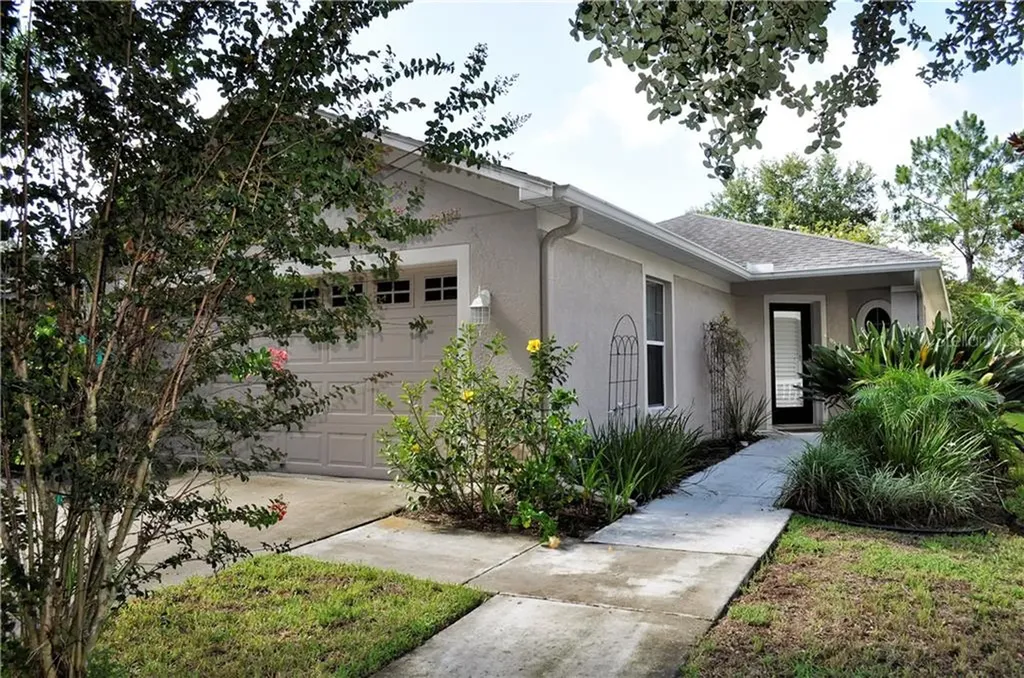 1611 Hearthview Lane Seffner FL 33584