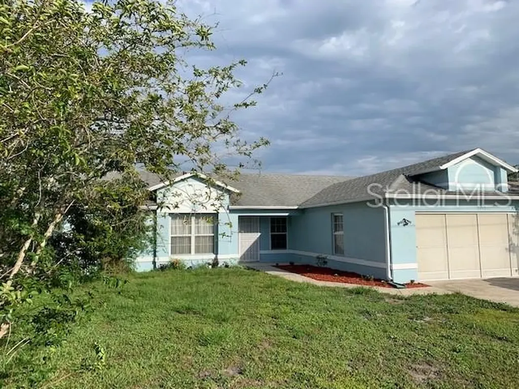 207 Chadworth Drive Kissimmee FL 34758