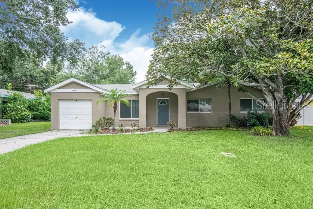 10917 Village Green Avenue Seminole FL 33772