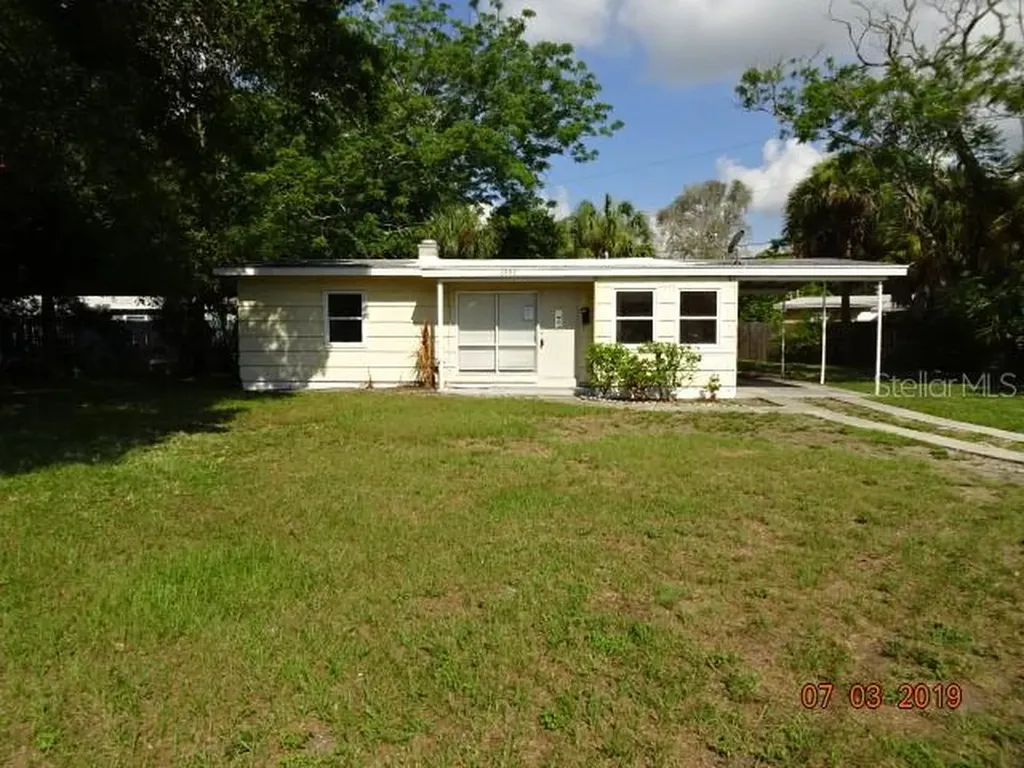 3997 Elkcam Boulevard SE St Petersburg FL 33705