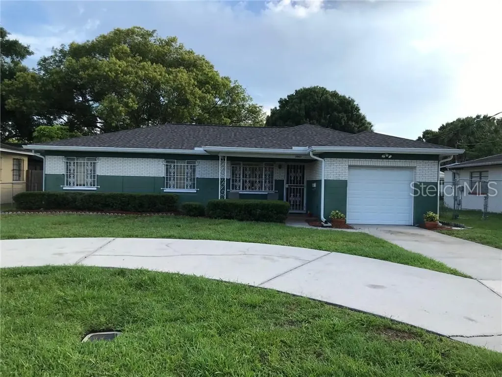 3005 W Cass Street Tampa FL 33609